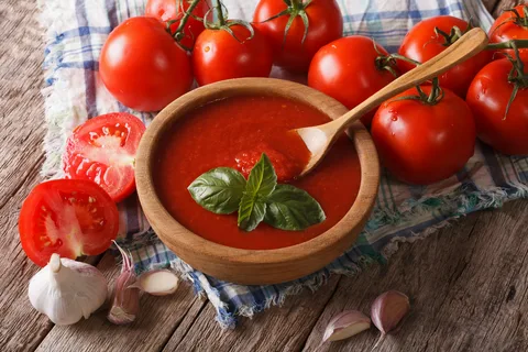 تصویر 2 از رب گوجه فرنگی اصالت حجم ویژه با کیفیت ثابت و طعم پایدار